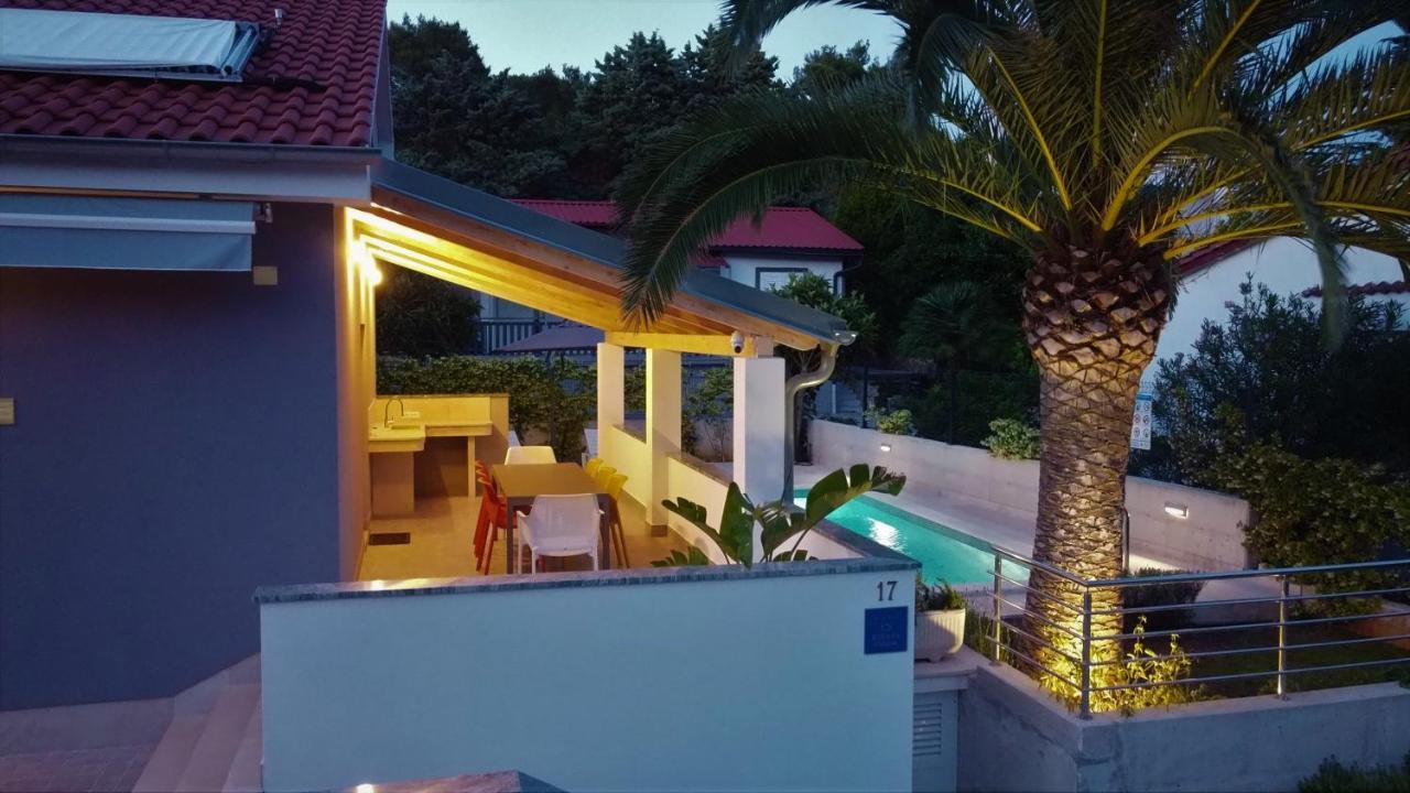 Villa Artaturi 말리로시니 외부 사진